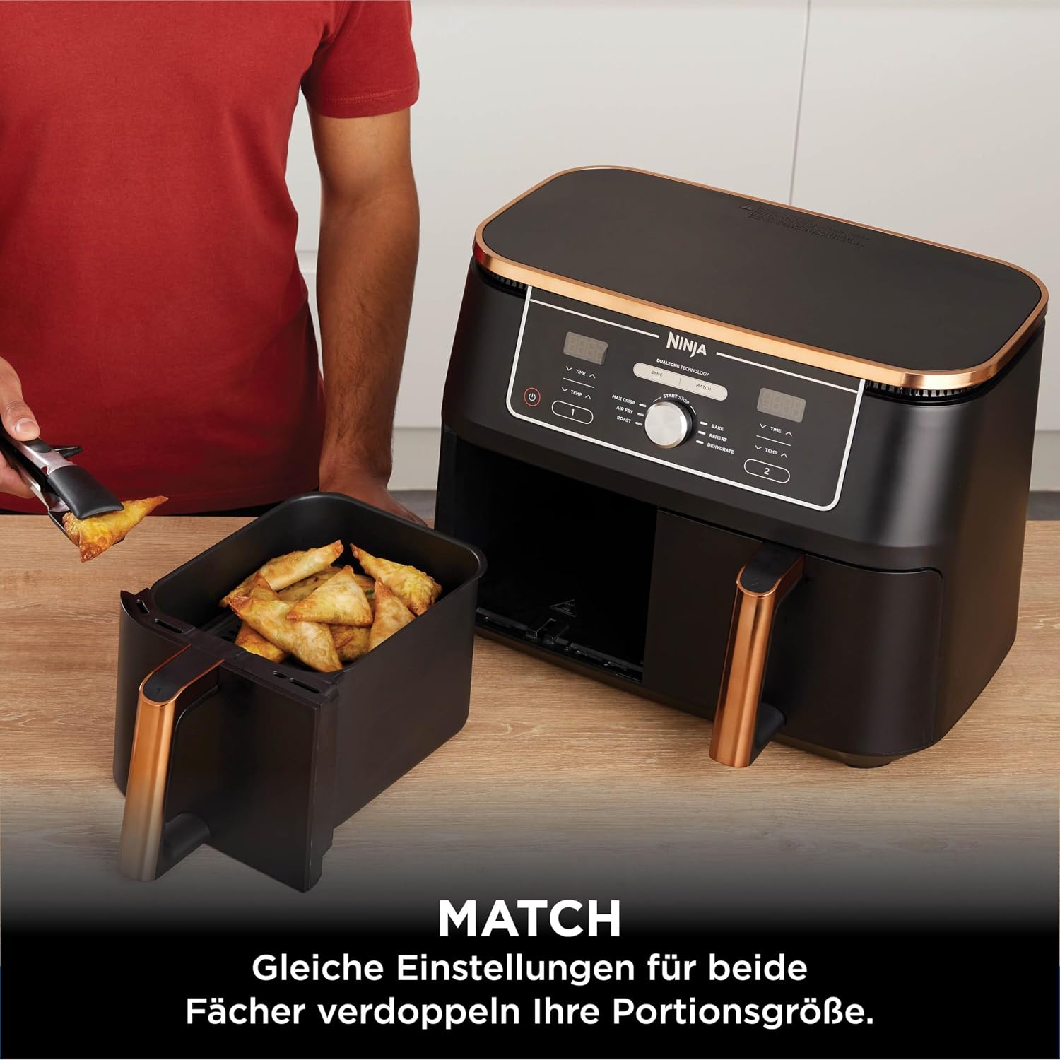 Ninja Foodi MAX Dual Zone Heißluftfritteuse, 9,5L Airfryer, 2 Fächer, mit Zange, Antihaftbeschichtung, spülmaschinenfeste Körbe, 6-in-1, Amazon Exklusiv, Kupfer/Schwarz, AF400EUCP